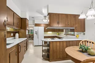 1606 Roncevalles Ave, Rockford, IL 61107 - Photo 9