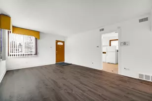 12510 S Elizabeth St, Calumet Park, IL 60827 - Photo 5