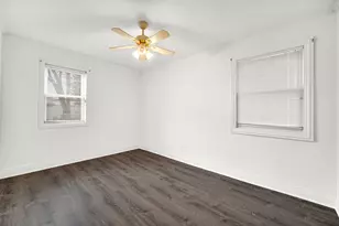 12510 S Elizabeth St, Calumet Park, IL 60827 - Photo 17