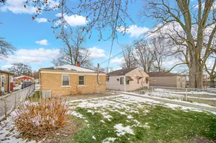 12510 S Elizabeth St, Calumet Park, IL 60827 - Photo 25