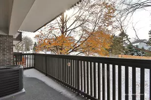 920 Vose Dr, Gurnee, IL 60031 - Photo 17