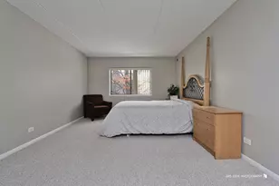 920 Vose Dr, Gurnee, IL 60031 - Photo 9