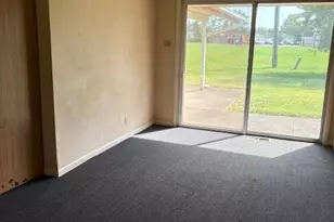 3363 S Manor Dr, Lansing, IL 60438 - Photo 13