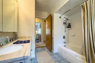 1219 Golf Ln, Wheaton, IL 60189 - Photo 27