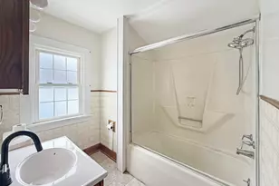 727 E Garden St, Freeport, IL 61032 - Photo 13