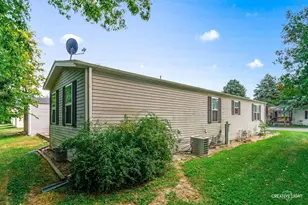 120 Cardinal Ln, Sandwich, IL 60548 - Photo 15