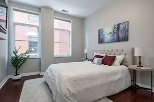 550 W Fulton St, Chicago, IL 60661 - Photo 17