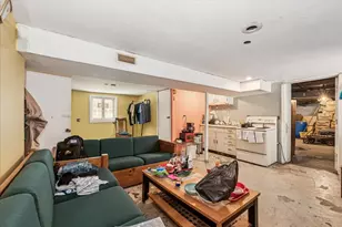 2542 E 73rd St, Chicago, IL 60649 - Photo 19