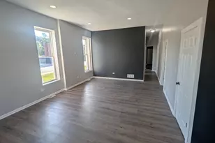 7052 S Normal Blvd, Chicago, IL 60621 - Photo 9