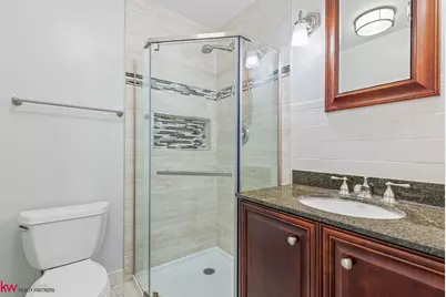 1924 Wilmette Avenue #D, Wilmette, IL 60091 - Photo 11