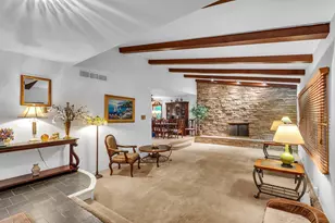 32381 N Forest Dr, Grayslake, IL 60030 - Photo 9