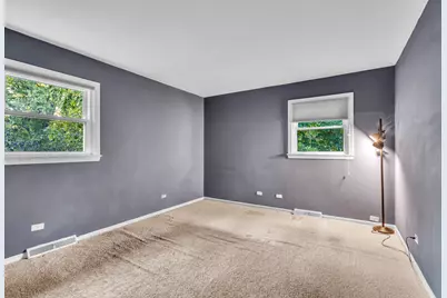 32381 N Forest Drive, Grayslake, IL 60030 - Photo 29