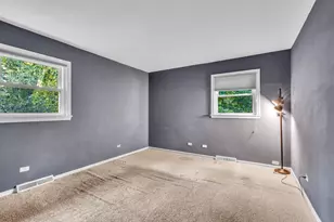 32381 N Forest Dr, Grayslake, IL 60030 - Photo 29