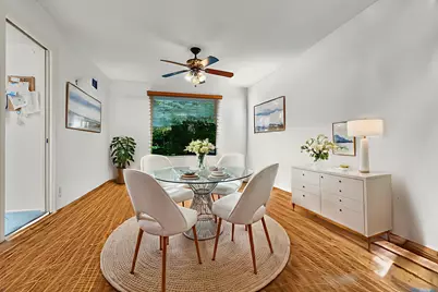 32381 N Forest Drive, Grayslake, IL 60030 - Photo 11