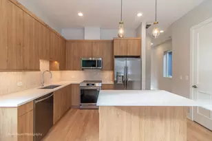 6749 S Langley Ave, Chicago, IL 60637 - Photo 3