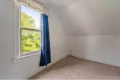 4000 Amelia Avenue, Lyons, IL 60534 - Photo 15