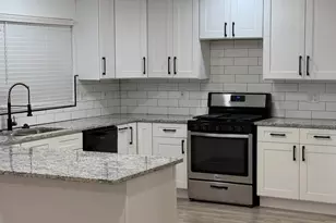 150 Algonquin St, Park Forest, IL 60466 - Photo 7