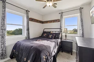 8548 E Edwardsville Rd, German Valley, IL 61039 - Photo 17