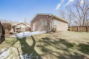 2009 Dundee Rd, Northbrook, IL 60062 - Photo 31