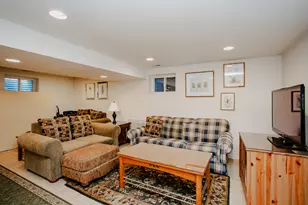 2009 Dundee Rd, Northbrook, IL 60062 - Photo 15