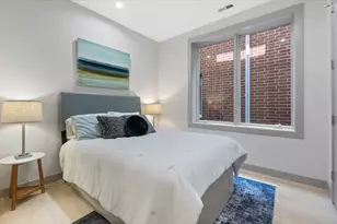 2450 N Clybourn Ave, Chicago, IL 60614 - Photo 23