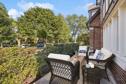 1116 N Elmwood Avenue, Oak Park, IL 60302 - Photo 3