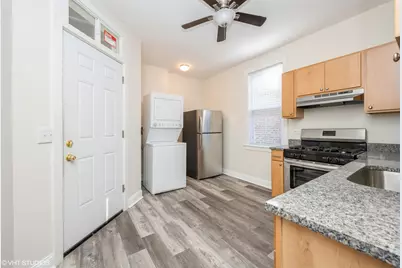 4954 W Augusta Boulevard #1, Chicago, IL 60651 - Photo 7