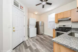 4954 W Augusta Blvd, Chicago, IL 60651 - Photo 7