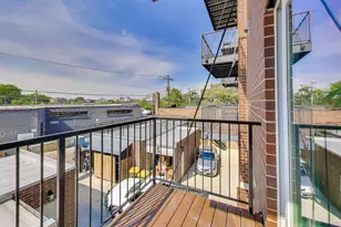 2450 N Clybourn Ave, Chicago, IL 60614 - Photo 19