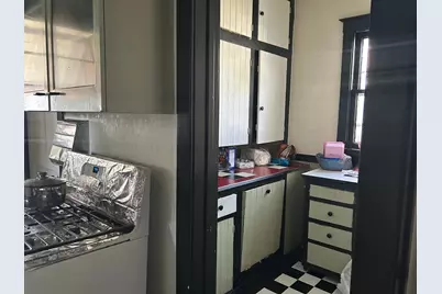 214 College Avenue, Dekalb, IL 60115 - Photo 7