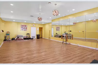 8801 S Stony Island Avenue, Chicago, IL 60617 - Photo 3