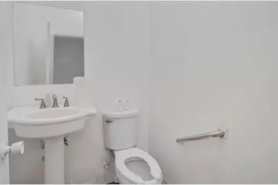 8801 S Stony Island Avenue, Chicago, IL 60617 - Photo 5