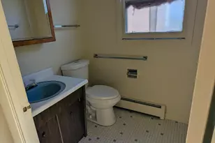 9011 Bronx Ave, Skokie, IL 60077 - Photo 11