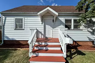 804 E 12th St, Streator, IL 61364 - Photo 3