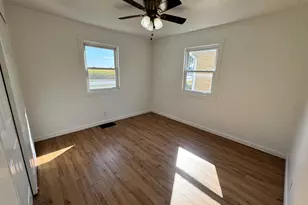 804 E 12th St, Streator, IL 61364 - Photo 13