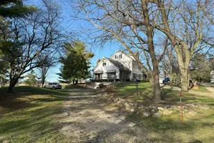 17N753 Widmayer Rd, Hampshire, IL 60140 - Photo 3