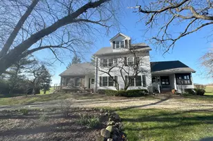 17N753 Widmayer Rd, Hampshire, IL 60140 - Photo 1