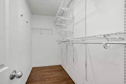 2520 W Bloomingdale Avenue #B, Chicago, IL 60647 - Photo 9