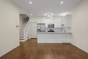 2520 W Bloomingdale Ave, Chicago, IL 60647 - Photo 3