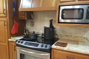 4 Forest Knls, Decatur, IL 62521 - Photo 7