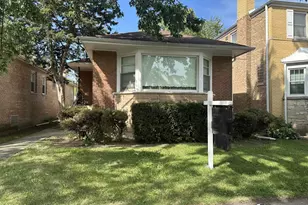 6504 N Whipple St, Chicago, IL 60645 - Photo 1