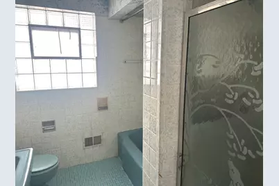 6504 N Whipple Street, Chicago, IL 60645 - Photo 5