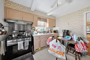 9953 S Sawyer Ave, Evergreen Park, IL 60805 - Photo 7