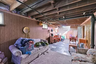 9953 S Sawyer Ave, Evergreen Park, IL 60805 - Photo 11