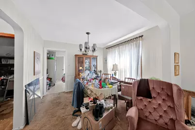 9953 S Sawyer Avenue, Evergreen Park, IL 60805 - Photo 3