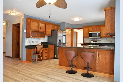 1707 Chestnut Hill Road, Plainfield, IL 60586 - Photo 3