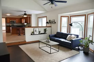 1707 Chestnut Hill Rd, Plainfield, IL 60586 - Photo 9