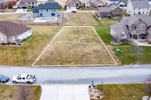 9110 Doubletree Dr S, Winfield, IN 46307 - Photo 31