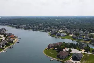 9110 Doubletree Dr S, Winfield, IN 46307 - Photo 3