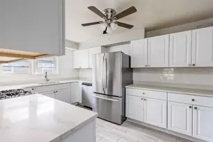 8836 Bronx Ave, Skokie, IL 60077 - Photo 5